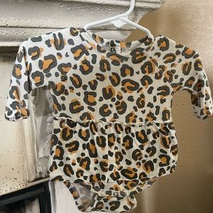 Spearmint Love leopard bamboo material 0-3 months